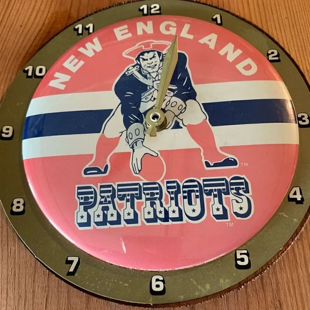 New England Patriots Clock-Minute Hand Missing
